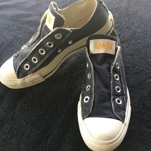 CONVERSE ALL STARS - Women’s size 5 - Slip ons